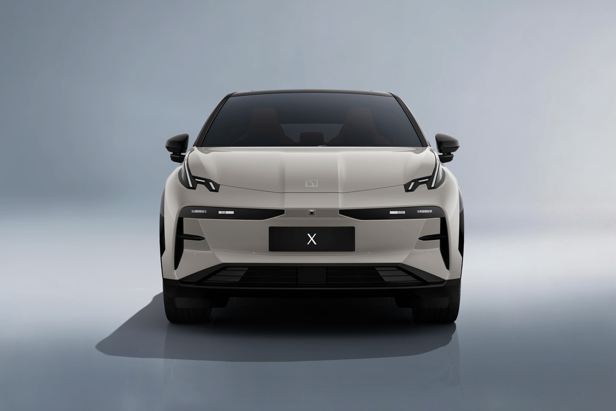 Zeekr X atara review 