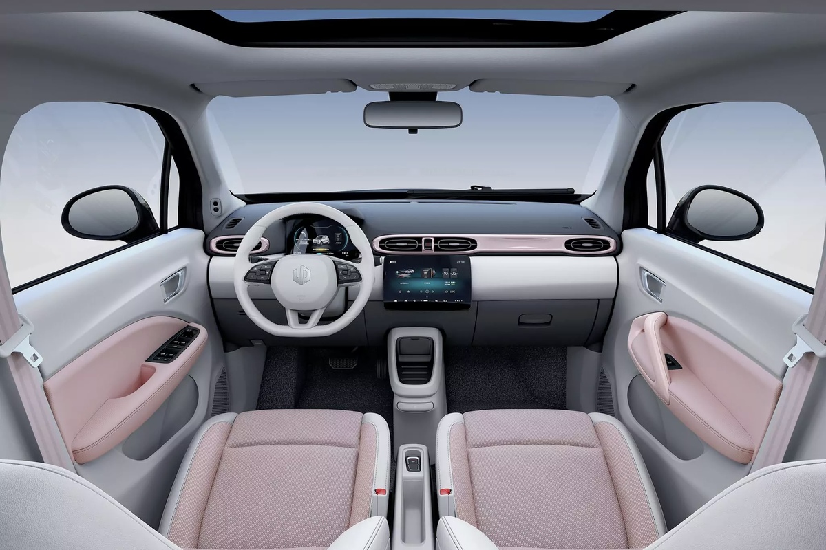 Leapmotor T03 interior atara review 