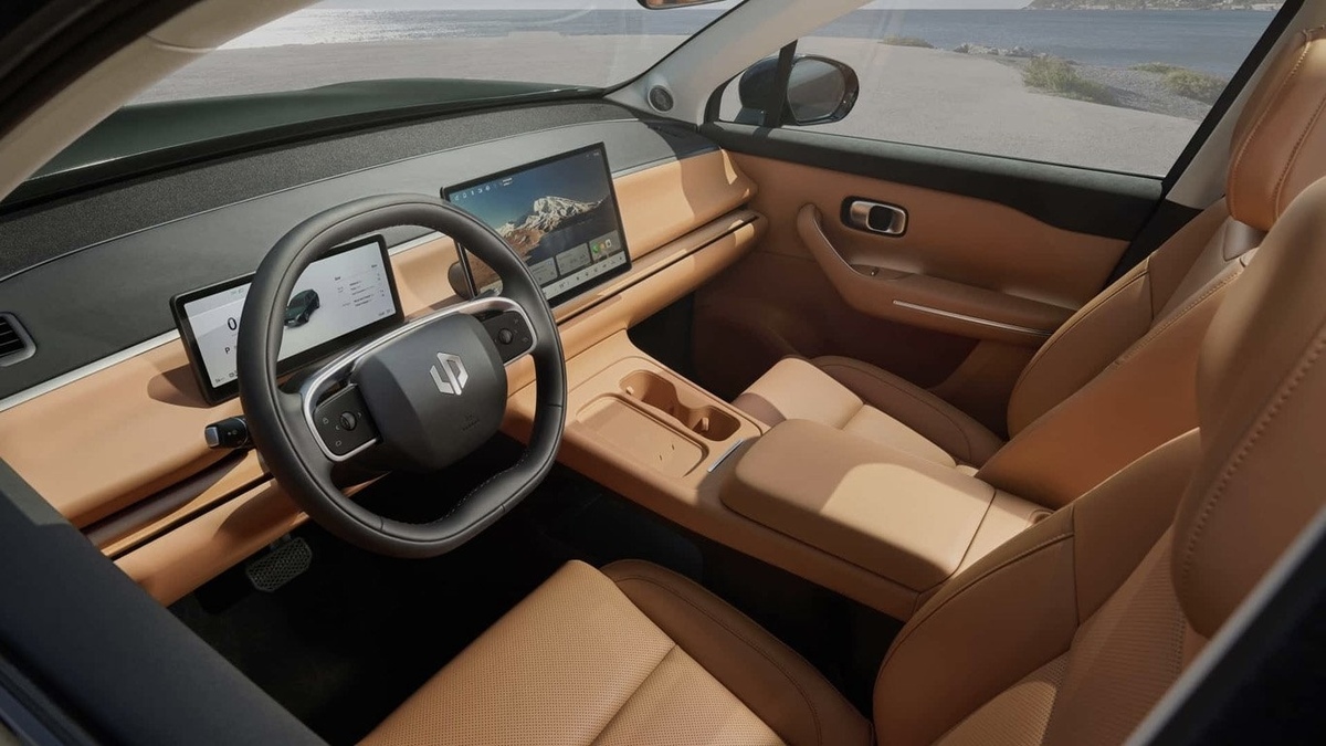 Leapmotor C10 interior atara review 