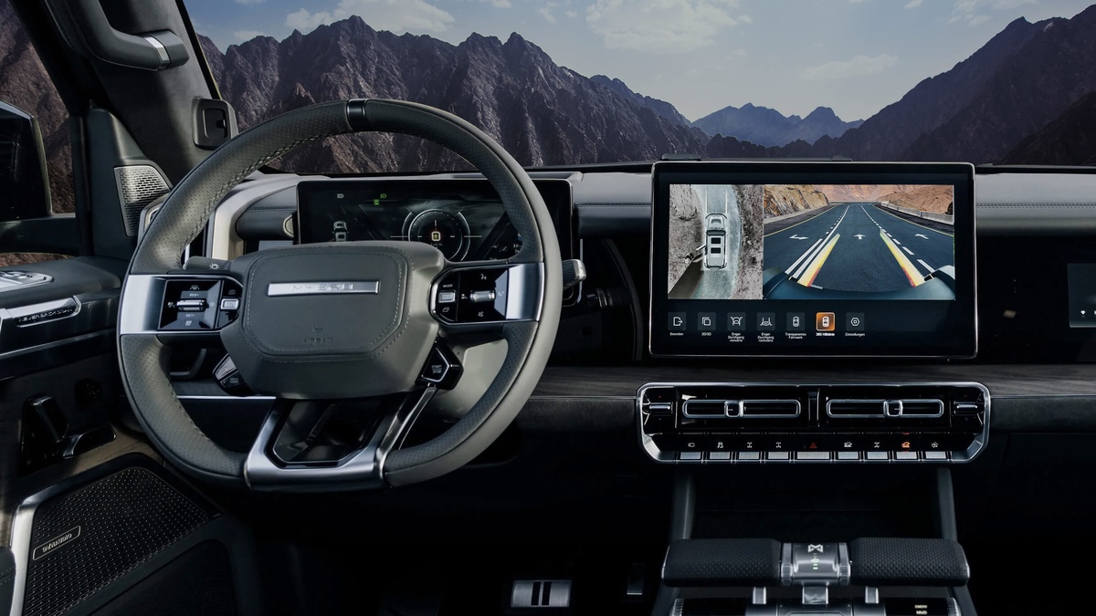 M HERO 817 interior atara review 