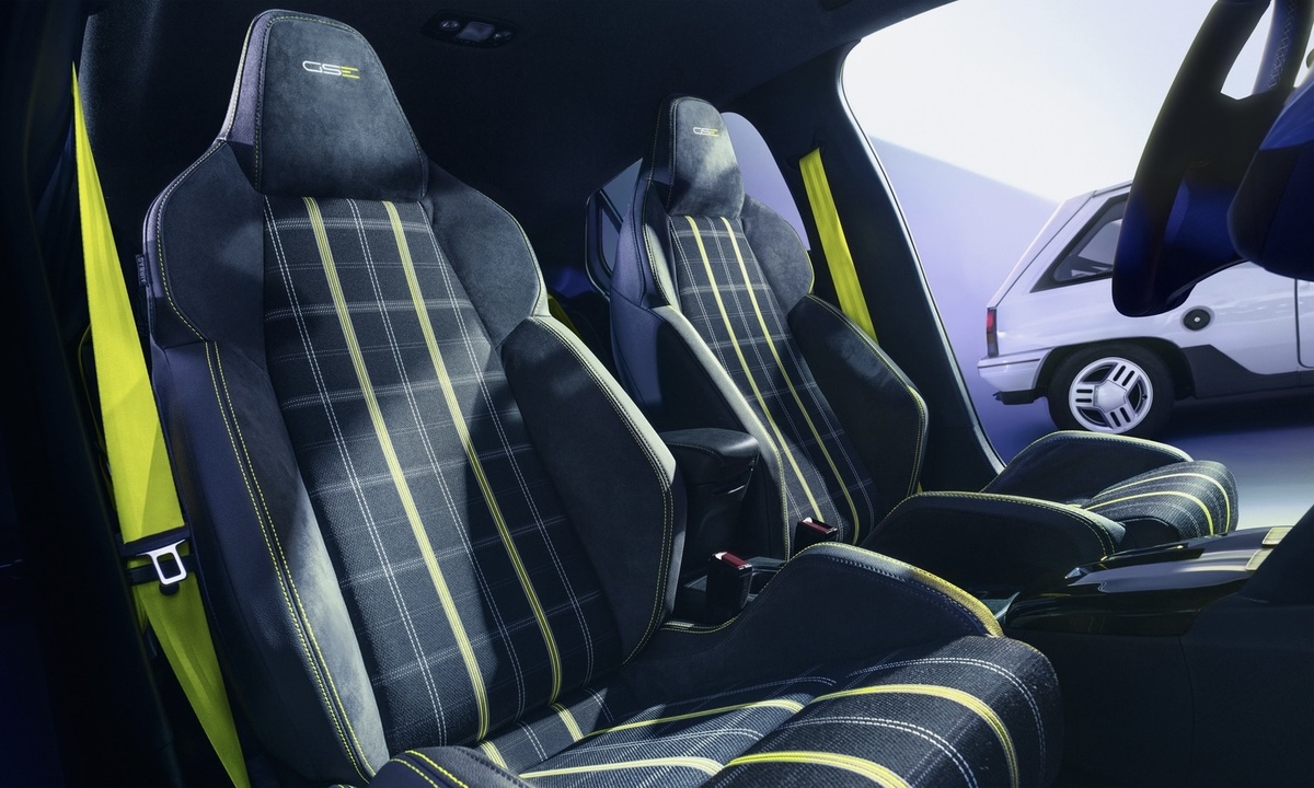 Opel Corsa GSE interior atara.bg 