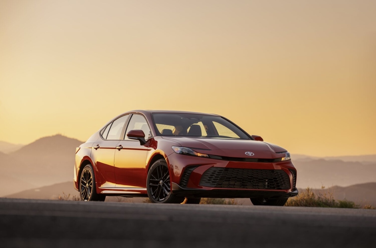 Toyota camry 2026 review 