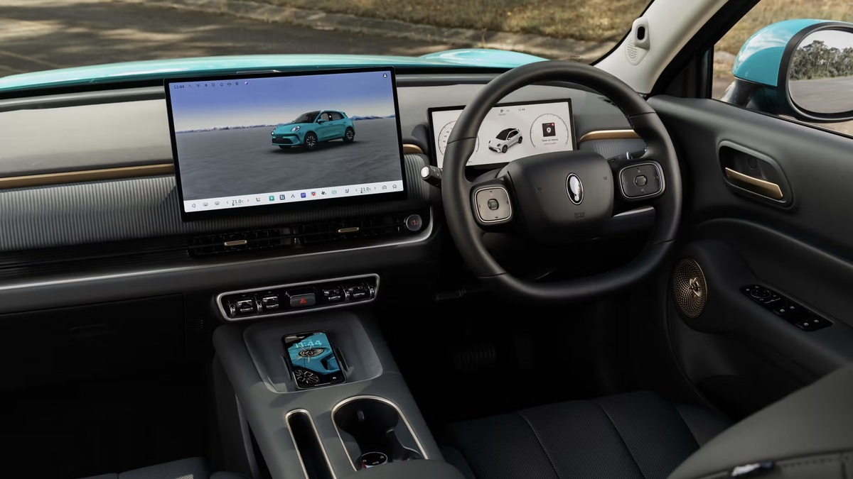 GWM Ora 5 interior 