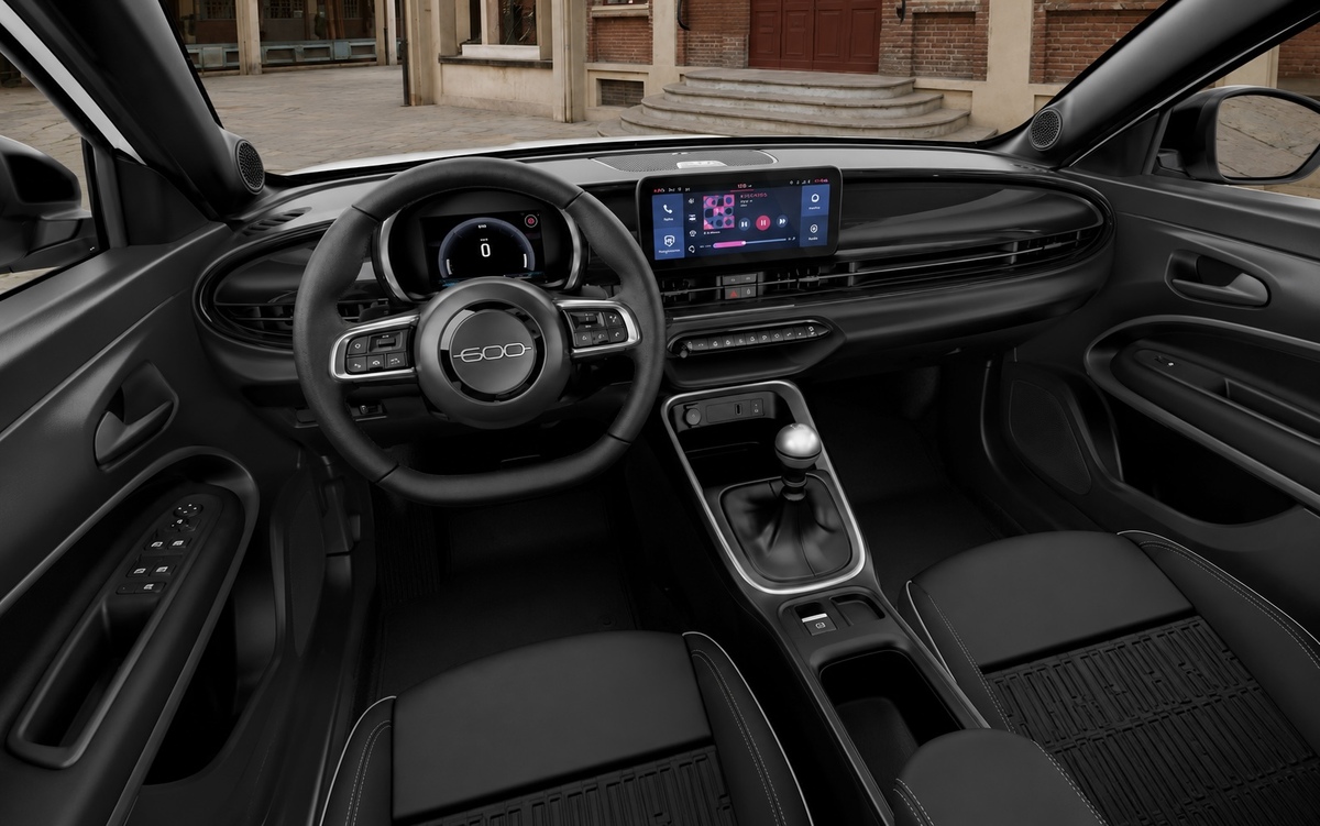Fiat 600 Street Interior 