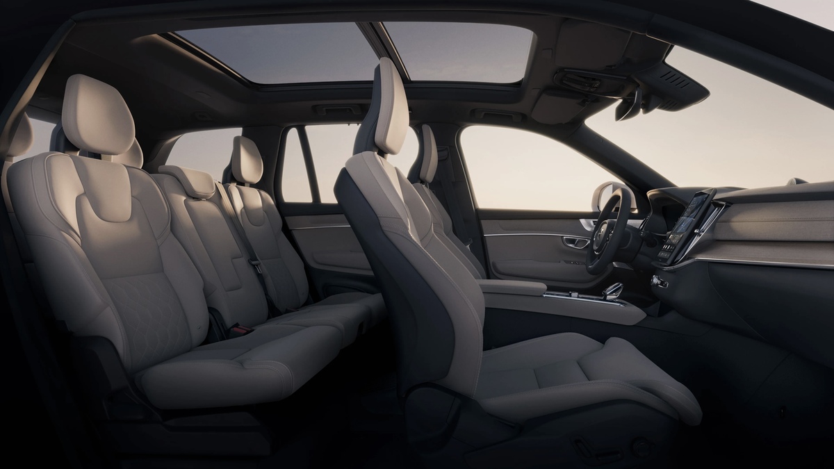 Volvo XC90 seats 