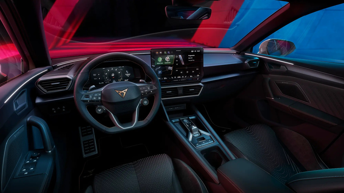 Cupra Leon Interior