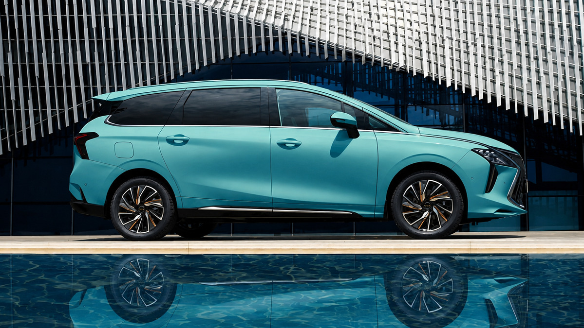 Dongfeng M4