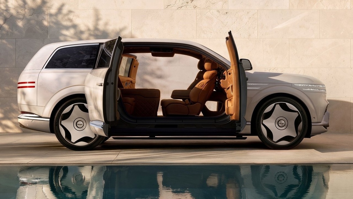 Genesis GV90 interior 