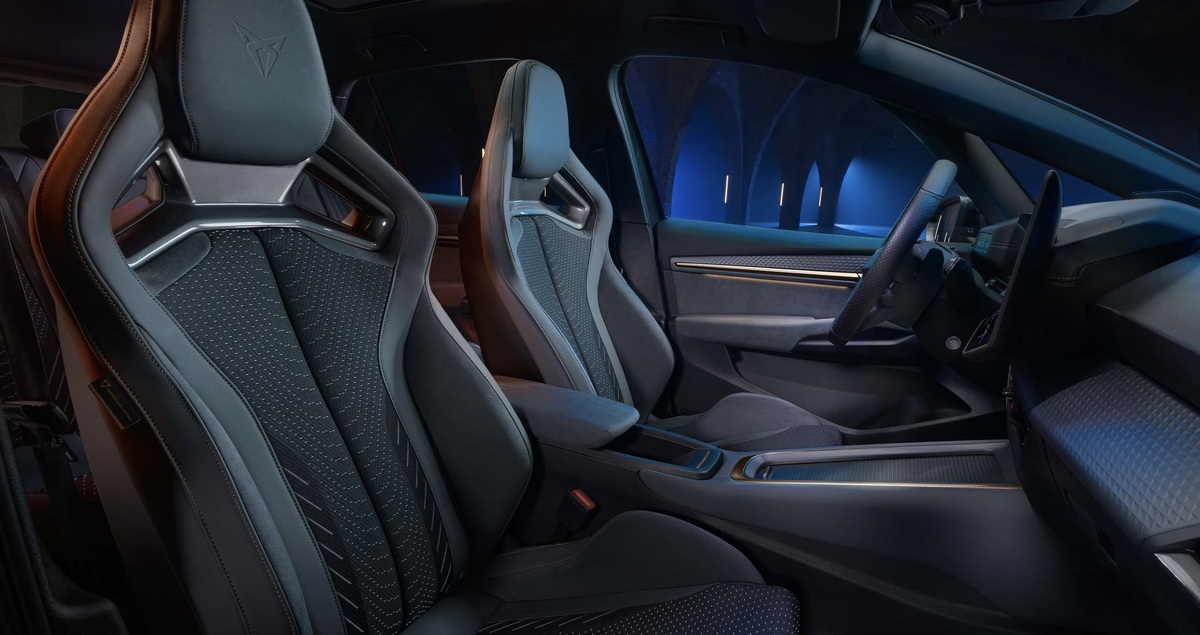 Cupra Born 2026 seats 