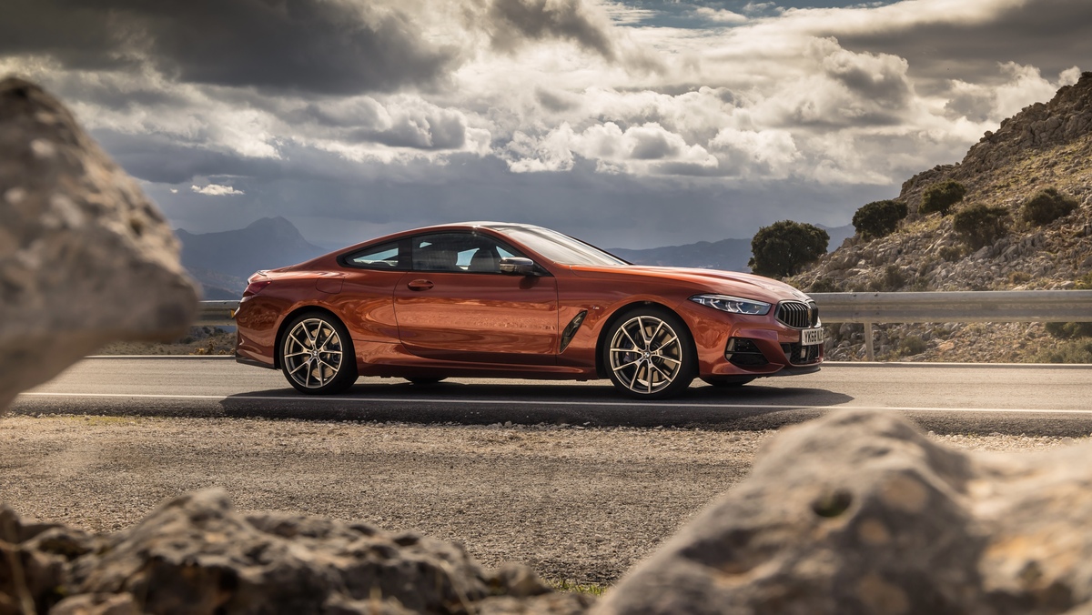 BMW 8 series 