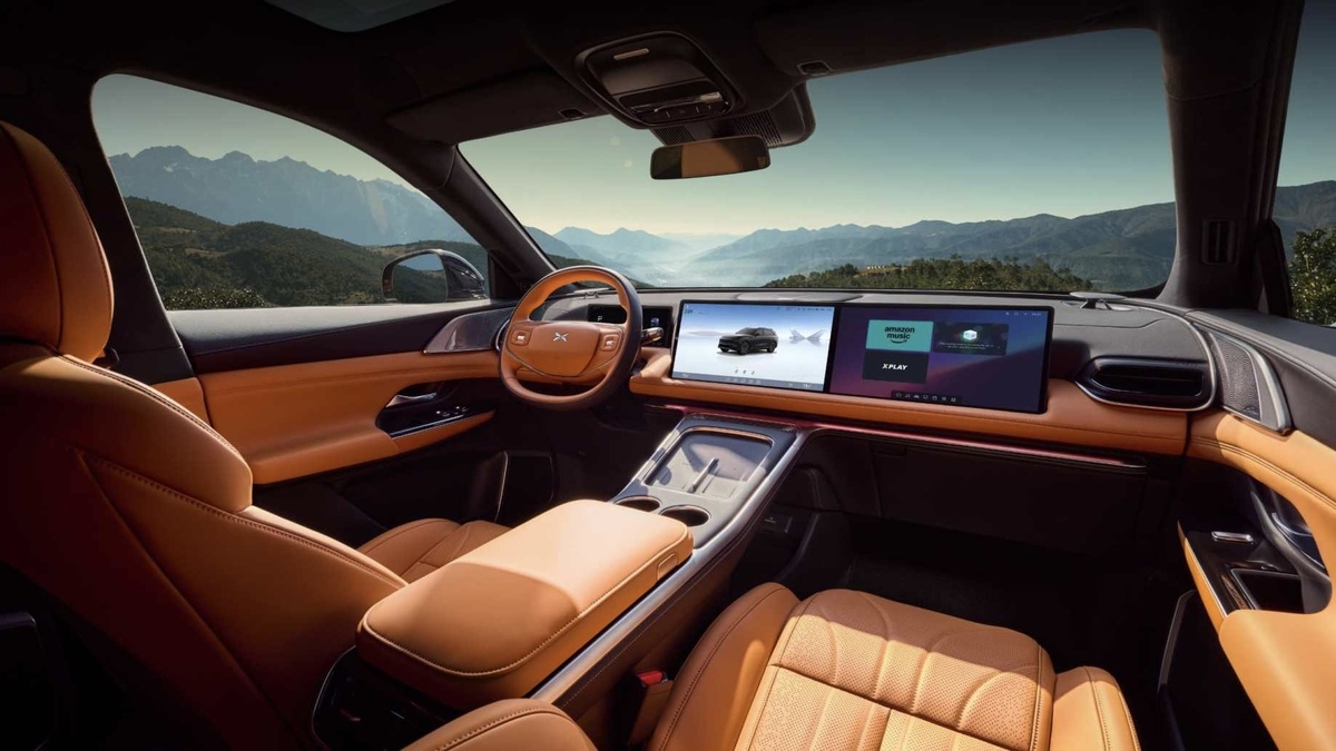 Xpeng G9 Interior 