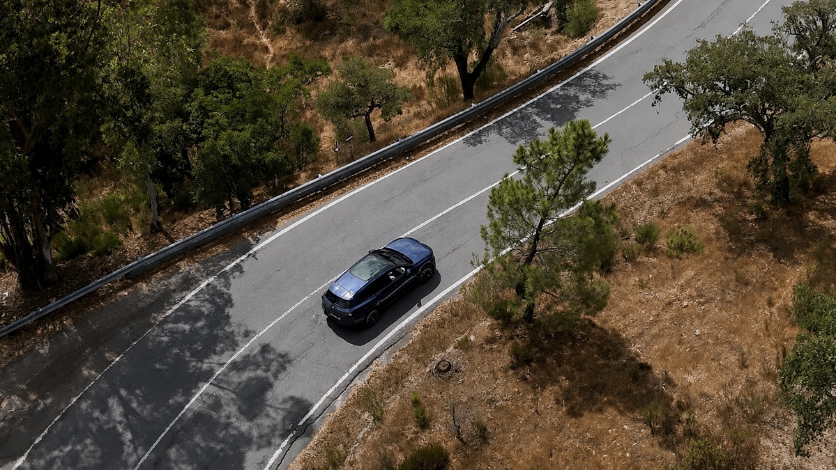 BMW iX3 измина 739 км по националния път №2 в Португалия