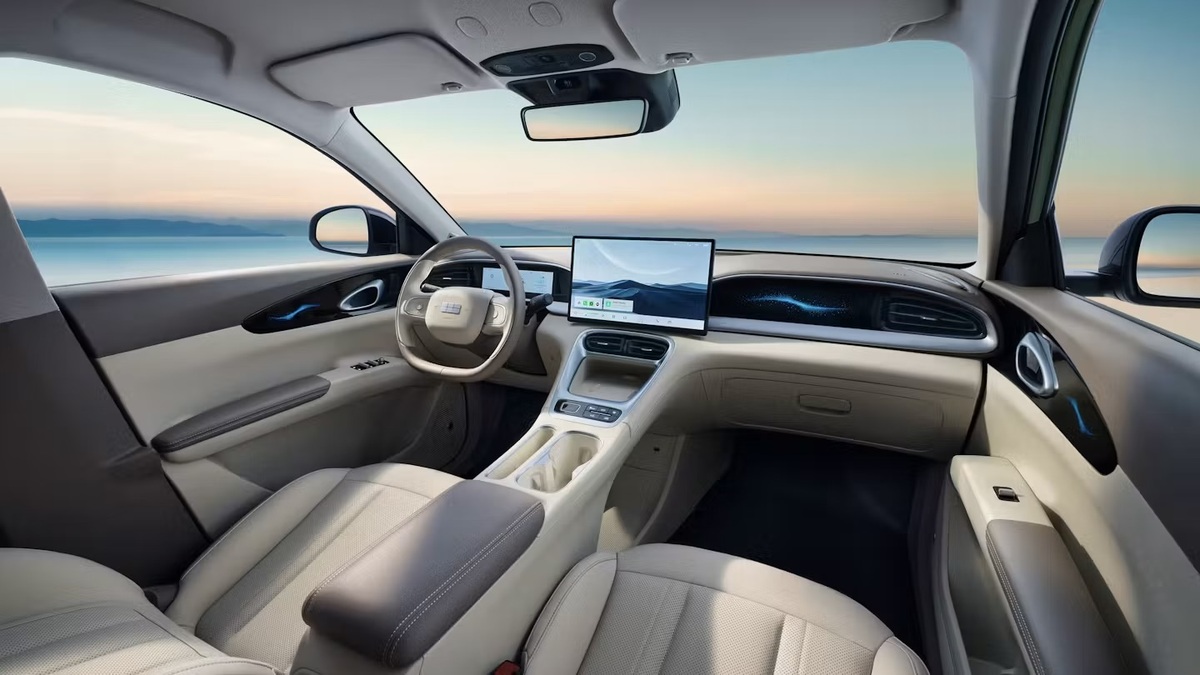 Geely E2 Interior 