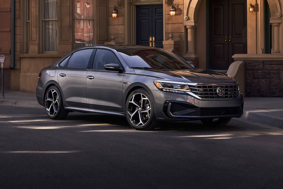 VW Passat (2017–2021)