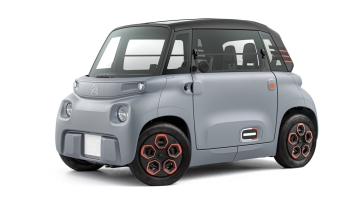 Citroën Ami (2026): Революцията в градската мобилност, която се паркира навсякъде