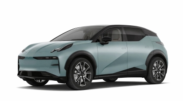 Zeekr X: Електромобилът за града, който отказва да звучи като компромис