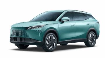 OMODA 7 SHS: plug-in хибрид с до 90 км пробег и логика за всеки ден