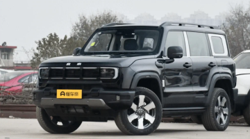 Хибридният BAIC BJ40e в Китай се оказа по-евтин от бензиновия SUV с руски монтаж