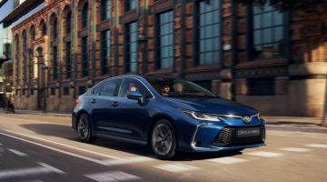 Toyota Corolla Hybrid 2026: защо най-надеждната Toyota е и най-простата
