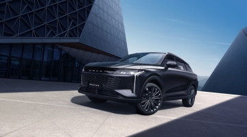 Omoda 9 SHS-P Black Edition в България: цена, мощност и струва ли си