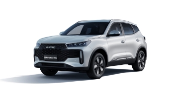 EBRO s400 HEV: 211 к.с. и 5,3 л/100 км в компактен хибриден SUV