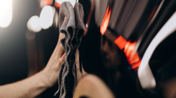 Как графено-керамичното покритие запазва стойността на твоя автомобил