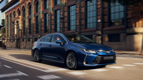 Toyota Corolla Hybrid 2026: защо най-надеждната Toyota е и най-простата