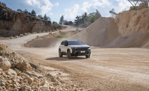 Jeep Compass 4xe идва в Европа с 375 к.с. и над 600 км пробег