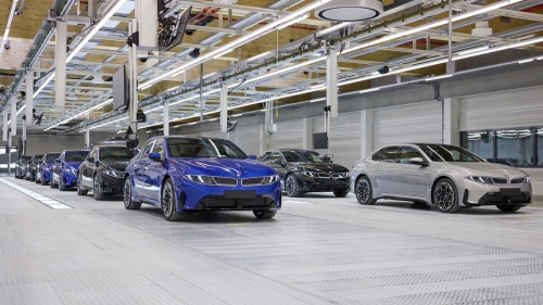 BMW стартира серийното производство на i3 в Мюнхен след силно търсене на модела