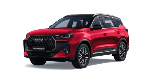 EBRO s700 HEV: 224 к.с., 5,7 л/100 км и комфорт за петима