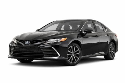 Toyota Camry Hybrid (2022) – комфорт, разход и реална оценка