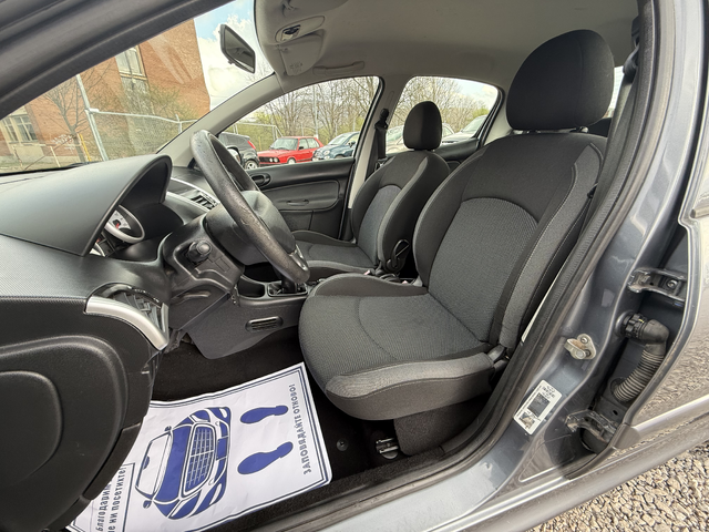 + 1.4i 75к.с *Климатик* - автомобили, коли, обяви за нови и употребявани 11