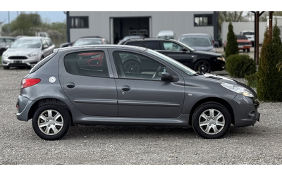 + 1.4i 75к.с *Климатик* - автомобили, коли, обяви за нови и употребявани 7