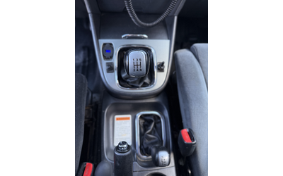 2.0i ФЕЙСЛИФТ УНИКАТ - автомобили, коли, обяви за нови и употребявани 13