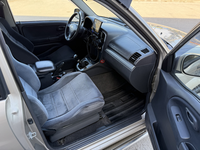 2.0i ФЕЙСЛИФТ УНИКАТ - автомобили, коли, обяви за нови и употребявани 7