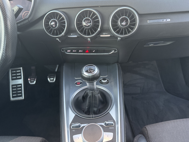 2.0TDi S-Line - автомобили, коли, обяви за нови и употребявани 17