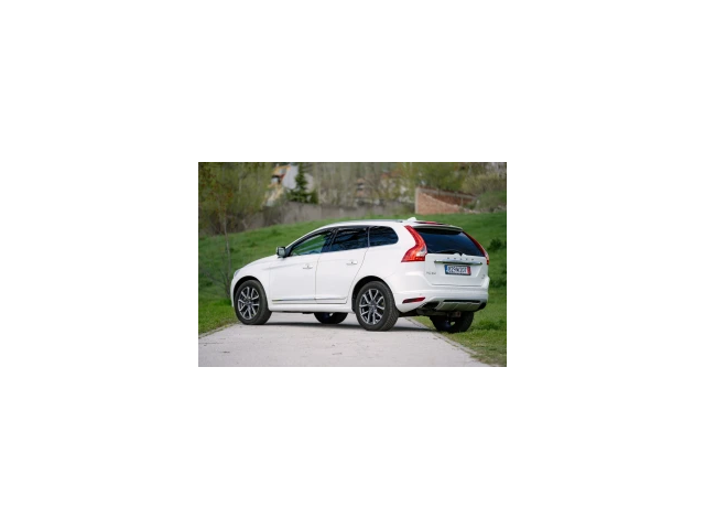 2016 Volvo XC60 T5 Premium - автомобили, коли, обяви за нови и употребявани 3