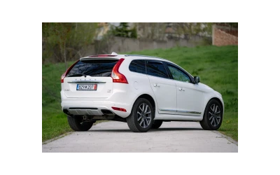 2016-volvo-xc60-t5-premium - 5