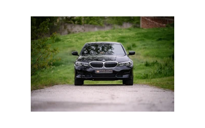 2020-bmw-330-xdrive - 1