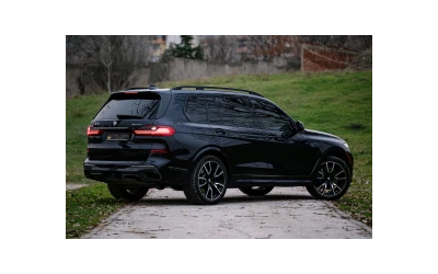 2021-bmw-x7-xdrive40i-m-pack - 3