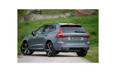 2022-volvo-xc60-b6-r-design - 3