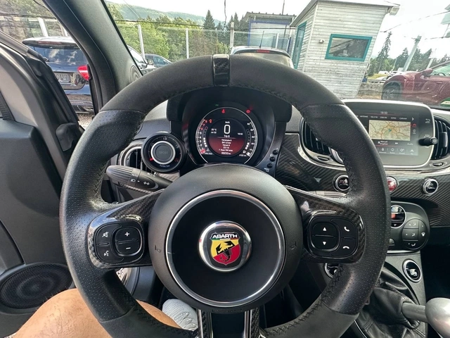Abarth 595 180к.с. SABELT CARBON Competizione Full Carbon - автомобили, коли, обяви за нови и употребявани 13