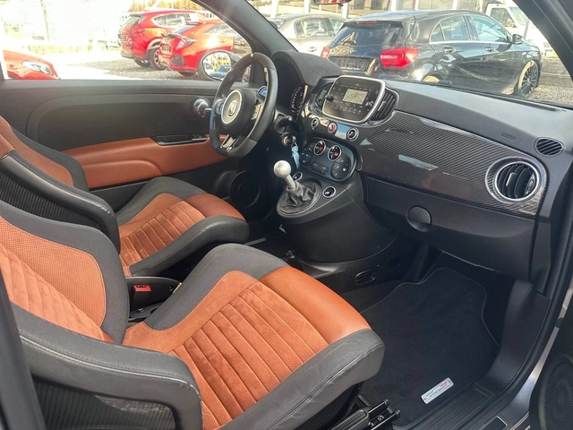 Abarth 595 180к.с. SABELT CARBON Competizione Full Carbon - автомобили, коли, обяви за нови и употребявани 16