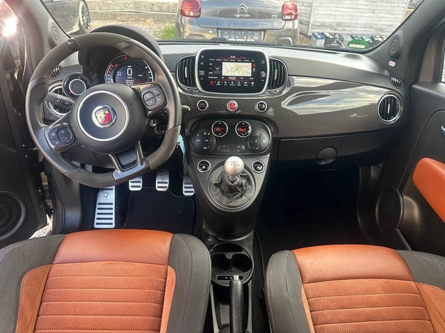 Abarth 595 180к.с. SABELT CARBON Competizione Full Carbon - автомобили, коли, обяви за нови и употребявани 8
