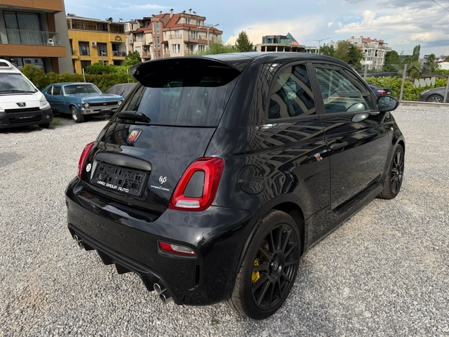 Abarth 595 695 Competizione CARBON SABELT Record Monza - автомобили, коли, обяви за нови и употребявани 4