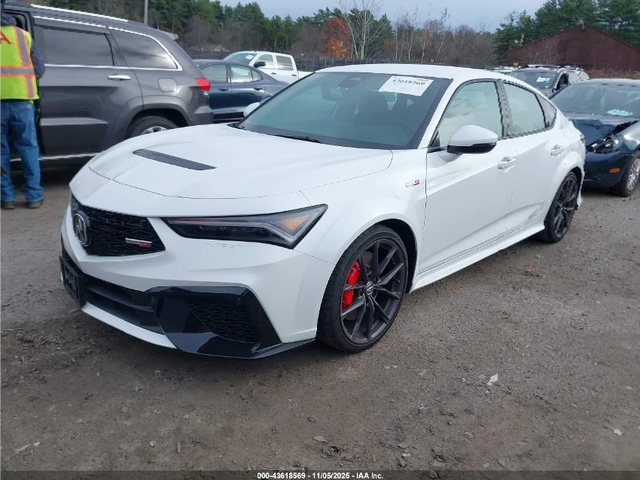 Acura Integra TYPE S - автомобили, коли, обяви за нови и употребявани 2