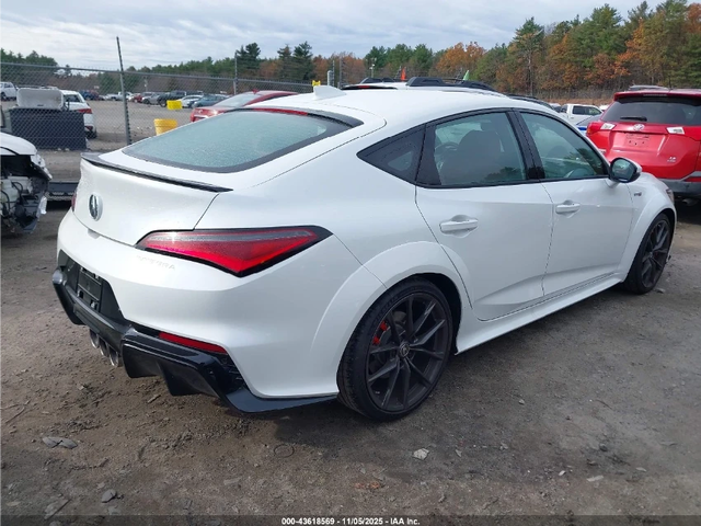 Acura Integra TYPE S - автомобили, коли, обяви за нови и употребявани 5