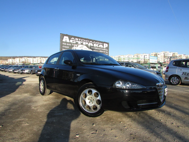 Alfa Romeo 147 1.6i EURO4 - автомобили, коли, обяви за нови и употребявани 0