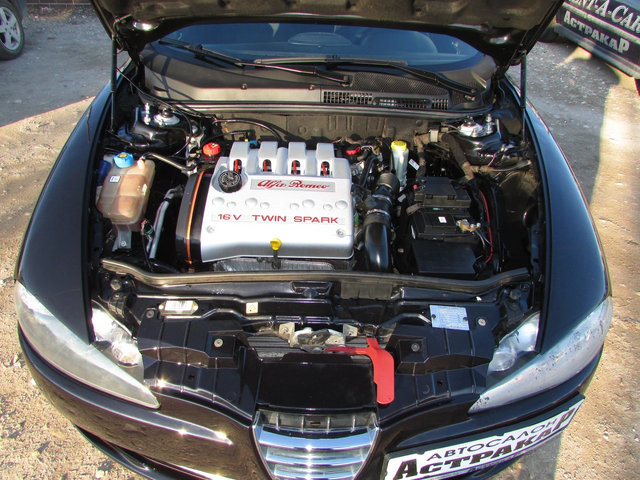 Alfa Romeo 147 1.6i EURO4 - автомобили, коли, обяви за нови и употребявани 15