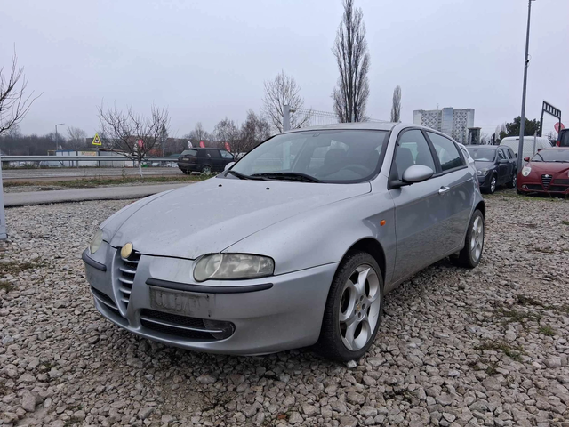 Alfa Romeo 147 Внос Италия - автомобили, коли, обяви за нови и употребявани 0